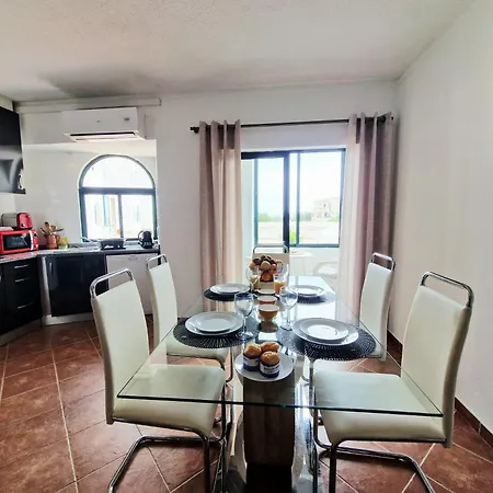 Apartment Pleasant T1 With Open View In A Calm Area Alvor
