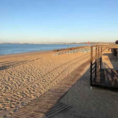 Pleasant T1 With Open View In A Calm Area Apartment Alvor